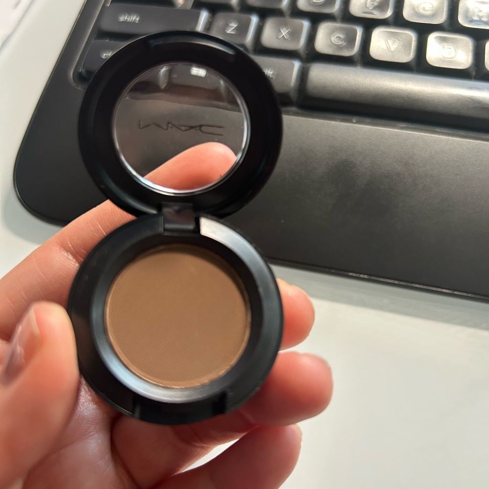 MAC Cosmetics Brown Eyeshadow